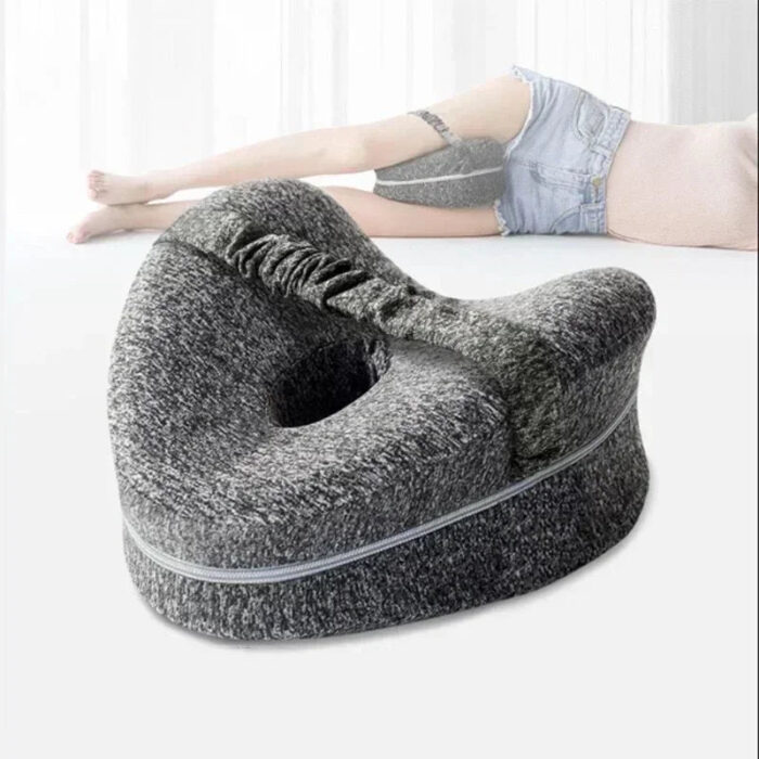 🛏️💖 Orthopedic Heart Leg Pillow Ultimate relief for hips, back & sciatica! ✅ Memory foam comfort ✅ Perfect for side sleepers & pregnancy ✅ Use in bed or on the sofa for all-day support 🦵🌙💕